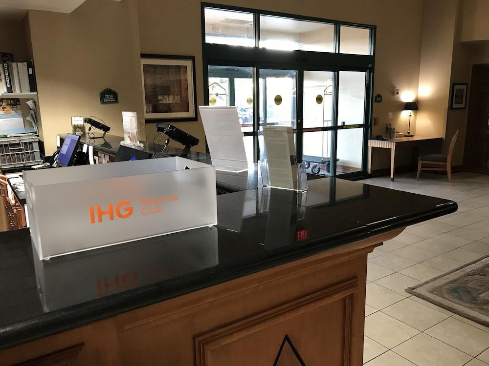 Holiday Inn Express & Suites Arlington North - Stadium Area By Ihg Extérieur photo