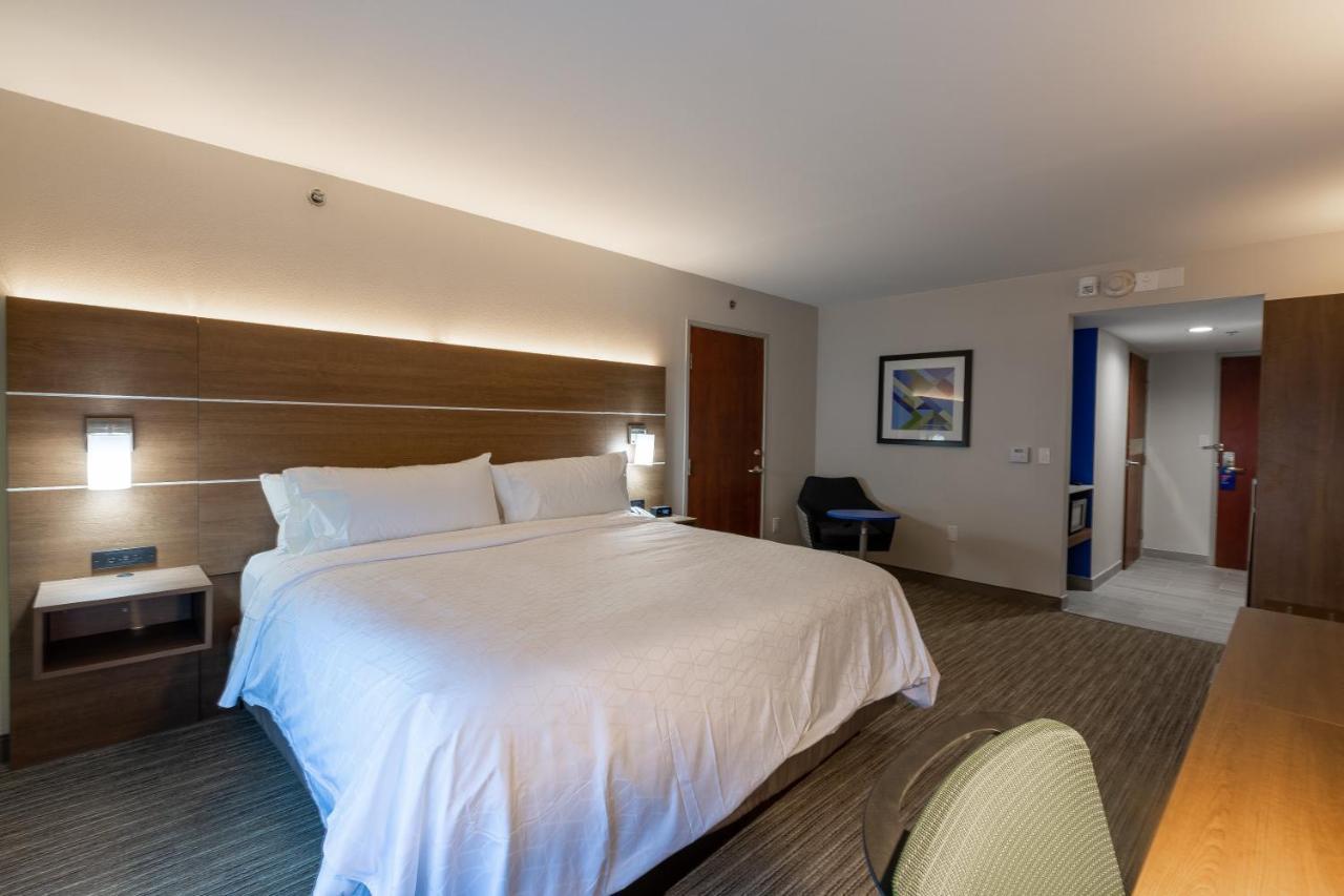Holiday Inn Express & Suites Arlington North - Stadium Area By Ihg Extérieur photo